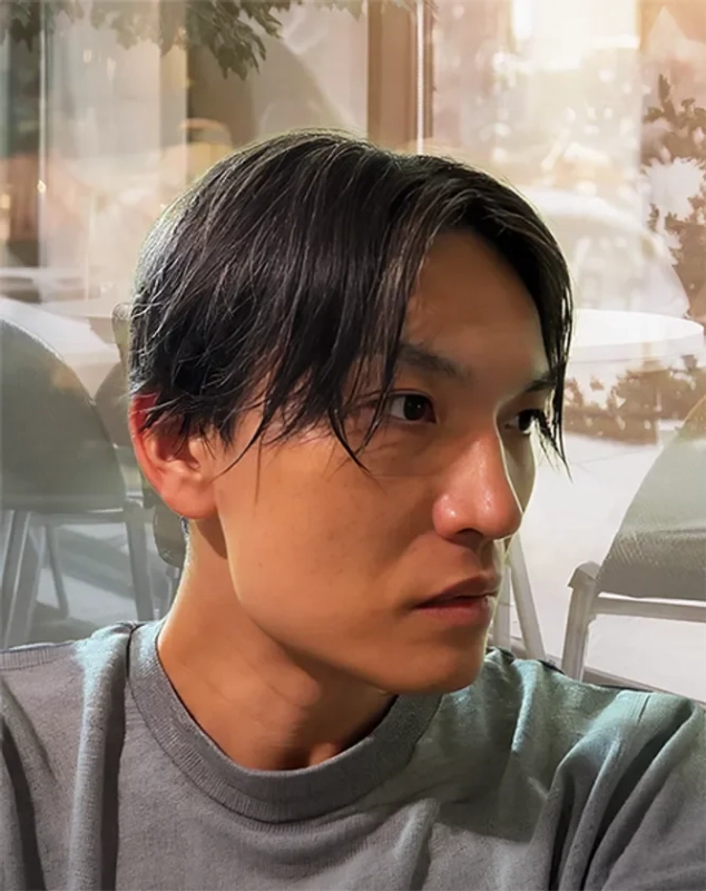 浅里 紘太 近影写真